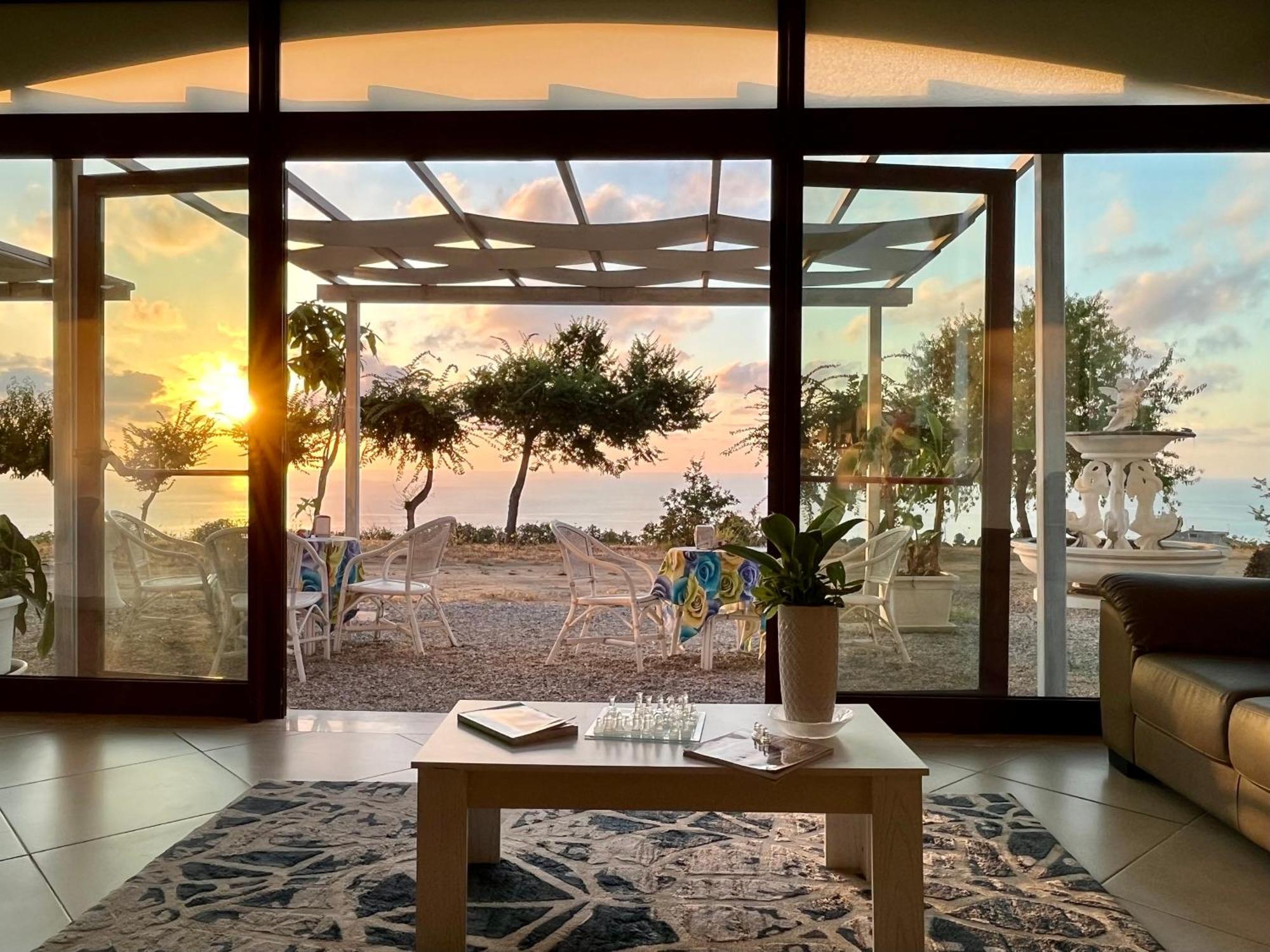 Residenza Domus Aurea Tropea- Vista Mare Hotel Santa Domenica  Bagian luar foto